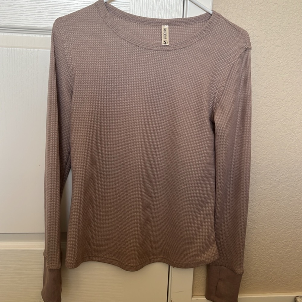 Grecerelle waffle knit thermal top